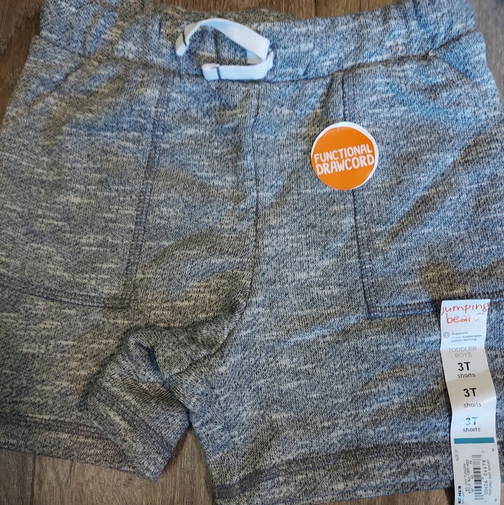 ☀️ 3/$20 NWT pants shorts and shirt  3T - Picture 2 of 4